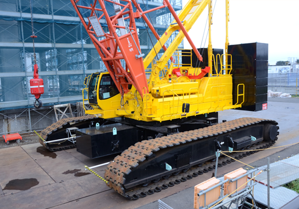 クローラークレーンオペレーター