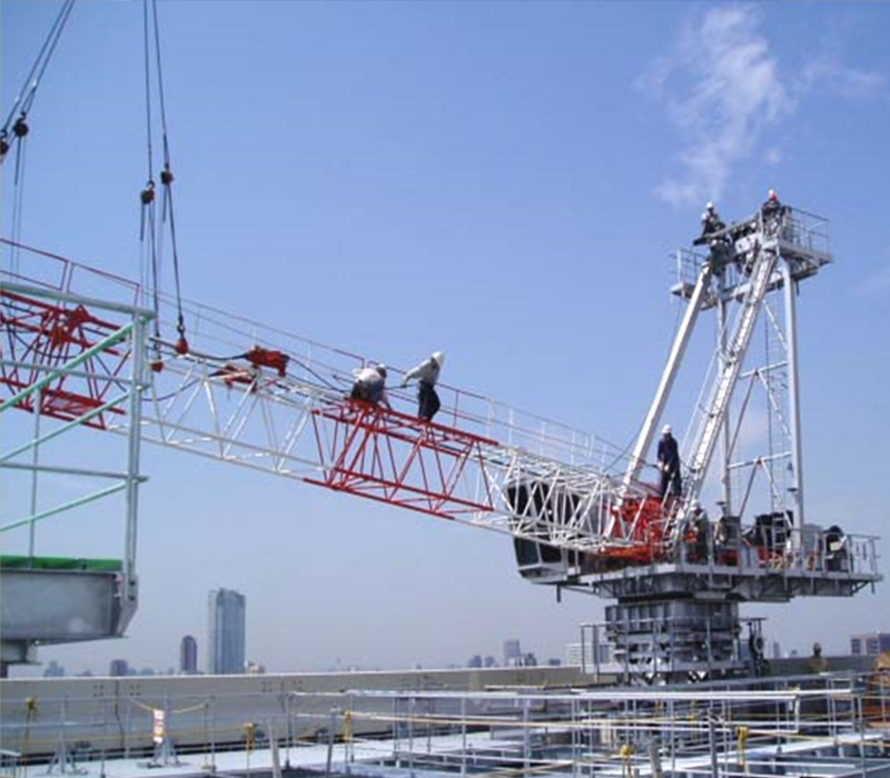タワークレーンの組立